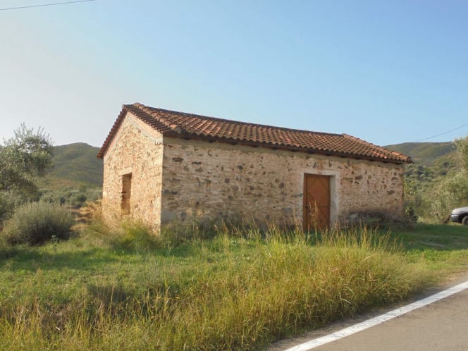 Kleines Landhaus zur Renovation bei Gythio - HaPLA787