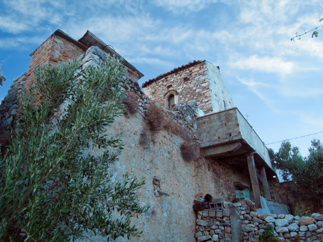 Altes Dorfhaus zur Renovation in der Mani - SoKar218