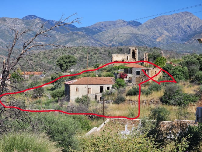 Multi-structure stone estate near Gythio - HaSoMAR753