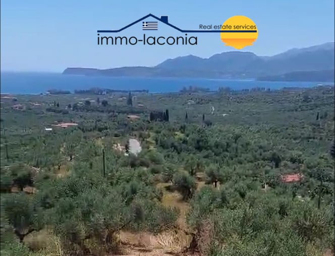 Hillside building plot with sea view - LaMAV786